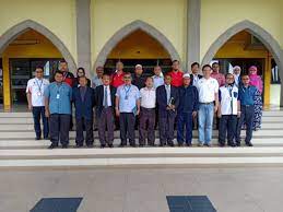 Bertempat di bilik gerakan pejabat daerah dan tanah seremban 2, 24 disember 2008 pada jam 9.00pagi satu majlis taklimat pembahagian harta pusaka kecil dan tanah adat telah berlangsung dengan jayanya. Pejabat Daerah Dan Tanah Jempol Majlis Kunjung Hormat Kepimpinan Ph Jempol Bersama Kepimpinan Pengurusan Pejabat Daerah Dan Tanah Jempol