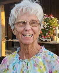 Tanner Sumner's Instagram, Twitter & Facebook