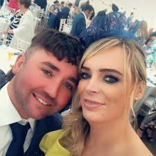 Hi, could anyone recommend someone locally who can help put in some sheep  fencing (something like the picture below) around our garden please?