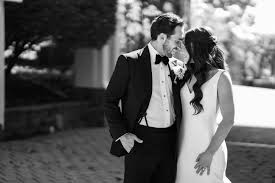 ThrowbackThursday to Ellie + Manny's wedding day! Oh what a night! 📸:  @photosbycatalina #njwedding #fallwedding #dayofweddingcoordinator  #newjerseybride #bleuprinte #bleuprintewedding