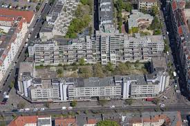 Bus und tram ganz in der nähe. Degewo Erwirbt Wohnungen Von Deutsche Wohnen Wohnungswirtschaft News Ivv Immobilien Vermieten Verwalten Das Magazin Fur Die Wohnungswirtschaft