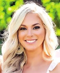 Valerie Sargent's Instagram, Twitter & Facebook