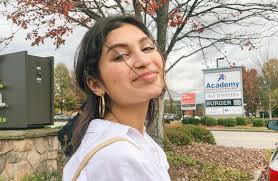 Meet Elysaveth Miranda