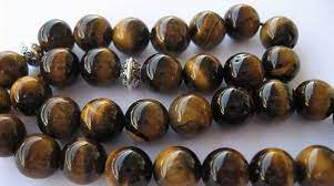 Bir Kuvars Grubu Tasi Olan Kaplan Gozu Tasi En Degerli Sifali Taslardan Biridir Kaplan Gozu Tasinin Nazardan Koruduguna In Degerli Taslar Sifali Taslar Taslar