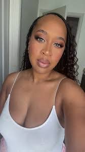 Hannah Macke's Instagram, Twitter & Facebook