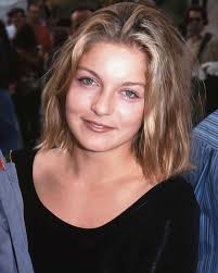 Sheryl Lee, photographed at celebrity-led flea market to benefit Project  Angel Food. (November, 1992) The event took place