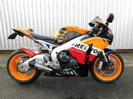 Buy honda cbr 1000 fireblade and get the best deals at the lowest prices on ebay! Honda Cbr 1000rr Fireblade Orange Repsol Gebrauchtmotorrad Gebrauchte Motorrader Suchen Name Site