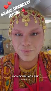 avoiding vendor shopping at holland strawberry festival