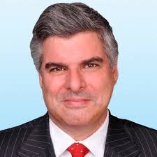 Douglas Kohn's Instagram, Twitter & Facebook