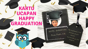 Ucapan selamat wisuda biasa diucapkan secara langsung atau jika berhalangan hadir bisa lewat sms, whatsapp, telepon atau lewat kartu ucapan. Diy Kado Wisuda Kado Graduation Kartu Ucapan Happy Graduation Youtube