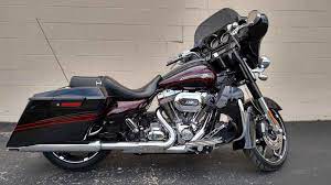 2011 Harley Davidson Street Glide Flhxse2 Cvo Harley Davidson Street Glide Harley Davidson Street Harley Davidson Road Glide