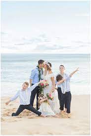 A Family Affair Anna Danny S Oahu Vow Renewal Beach Wedding Pics Vow Renewal Beach Wedding Venues Hawaii