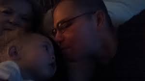 Gloria Oneil's Instagram, Twitter & Facebook