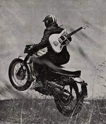 0 Vieille Pub Pour Une Guitare With Images Guitar Lessons Fingerpicking Guitar Vintage Guitars