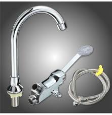 Achten sie beim kauf des wasserhahns für die küche auf das material. Single Kaltwasserhahn Outlet Fussplatte 1m Flexible Schlauch Fusspedal Ventil Lab Home Kuche