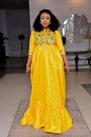 Model bazin femme brode et dentelle style senegalais. 900 Idees De Bazin Brode En 2021 Mode Africaine Tenue Africaine Bazin Brode