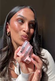 Obsession with Maybelline Lifter Glaze Oil Balm