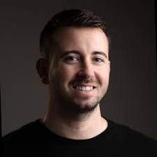 I'm so excited to share that I will be joining the team at J.P. Morgan  Private Bank as a 2021 Wealth Management Summer Analyst in Miami. This year  has been filled with