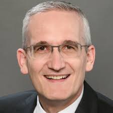 Edwin Braun's Instagram, Twitter & Facebook