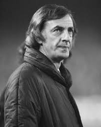 Cesar Luis Menotti, a coach who was much more than football. El Flaco. 🩵