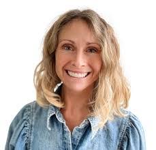 Lyndon Nelson's Instagram, Twitter & Facebook