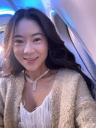 Eagles-Hotel California guitar solo cover by Luna.  https://www.youtube.com/watch?v=z0QDf0xt-40 Click here.  https://www.patreon.com/lunalee?ty=h #Luan #lunalee #gayageum #lunaxmusic  #가야금 #루나 #Korea