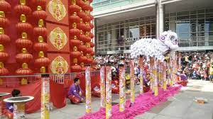 Kita tidak mungkin mampu membalas jasa kedua ibu bapa kita. Tarian Singa Tahun Baru Cina 2016 Di Suria Klcc Youtube