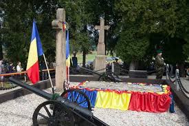 Acesta se află în panteonul moților, în imediata apropiere a gorunului lui horea. SÄrbÄtorile NaÅ£ionale De La Å£ebea Dragnea News Ro