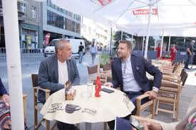 Between 2000 and 2009, he was a prominent member of the social democratic party (sdp). Foto Skaka I Bandic Na Jutarnjoj Kafi U Sarajevu Evo O Cemu Su Razgovarali Radio Sarajevo