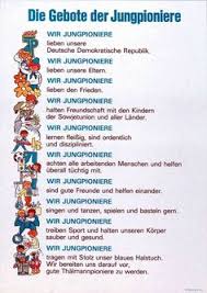 Er hatte viel zu sagen und es bleiben uns heute seine weisen und originellen zitate über das leben, das fehlermachen, die intuition, die begrenztheit der zeit und viele andere themen. 40 Ddr Ideen Ddr Ddr Bilder Ddr Museum