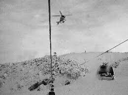 Bei einem seilbahnunglück in norditalien sind neun menschen ums leben gekommen. Stunden Der Todesangst In 80 Meter Hohe