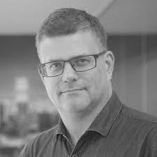 Ian Thornton's Instagram, Twitter & Facebook