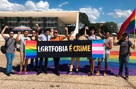 Fazer piada de uma travesti espancada é crime! Nas Estatisticas Do Governo Do Rs Crime De Homofobia Nao Variedades