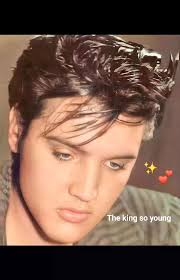 Have a great Tuesday @everyone,with Elvis of course🌺😎🌿