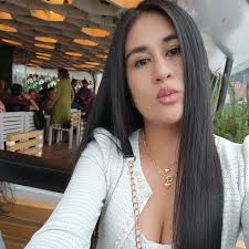 Tati Gama Suárez • Facebook