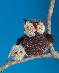 Wahrscheinlich wissen es die meisten von euch schon. Pom Pom Animals From Martha Stewart S Favorite Crafts For Kids Pom Pom Tiere Pompoms Basteln Pom Pom Handwerk