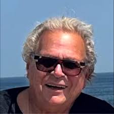 Where to find fresh eggs in Manalapan?