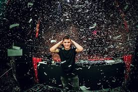 Şi nu e o întâmplare având în vedere că este în fruntea topului pentru al optulea an la rând. Martin Garrix In VarstÄ De 20 De Ani Desemnat News Ro