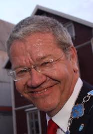 Vi gratulerer ordfører Arne-Christian Mohn med 60-års dagen i dag 🎈Vi  ønsker deg en flott dag 🎉  https://www.haugesund.kommune.no/aktuelt/10275-store-gratulasjoner-til-ordforeren