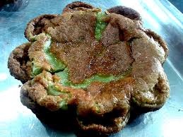 Kuih bakar merupakan sejenis kuih tradisional melayu. Kuih Bakar Orang Lama
