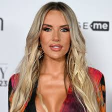 Love Island's Faye Winter calls for a British Selling Sunset series