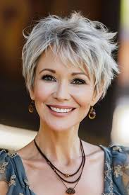 48 Chic Short Haircuts For Older Women: Stylish, Easy & Age-Defying