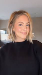 April Elliott (aprilelliott)