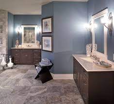 Amazing gallery of interior design and decorating ideas of blue and brown bathroom in bathrooms by elite interior designers. Deco Salle De Bain 100 Idees Exclusives De Styles Differents Blue Bathroom Paint Blue Bathroom Decor Brown Bathroom Decor