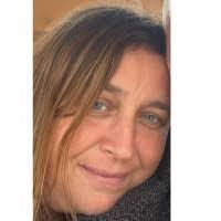 Karina Pearce's Instagram, Twitter & Facebook