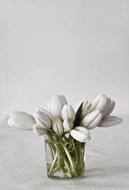 Quadro maxi vaso fiori bianchi / il design a goccia accattivante evidenzia ogni mazzo di fiori. Thegiftsoflife Decorazioni Fiori Fiori Colorati Vasi Da Fiori