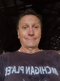 Bruno Selmo's Instagram, Twitter & Facebook