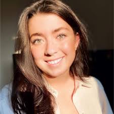 A friend is looking for a content creator for their client⬇️