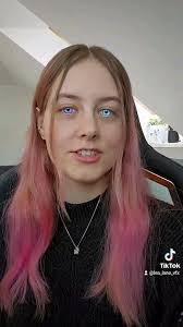 Lea Lane's Instagram, Twitter & Facebook