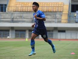 Febri hariyadi posting instagram : 4 Musim Mentas Di Liga 1 2019 Jadi Yang Tertajam Bagi Winger Persib Febri Hariyadi Okezone Bola